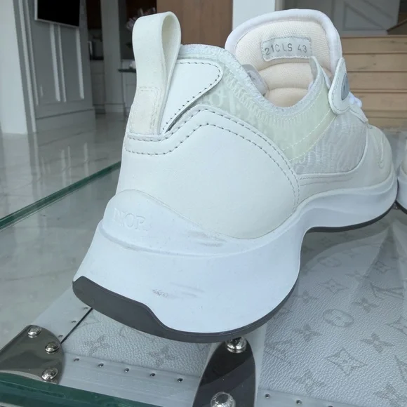 Dior B25 Runners White Logo Sneakers 10US